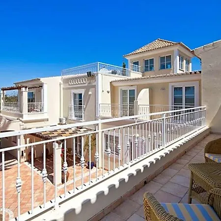 Villa Guia Sleeps 15 With Pool Air Con And Wifi