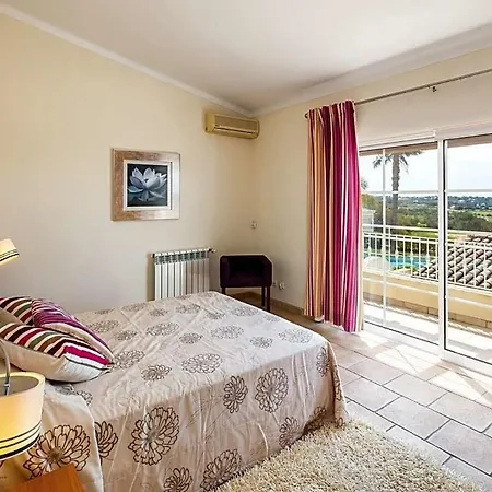 Guia Sleeps 15 With Pool Air Con And Wifi * Guia (Faro)